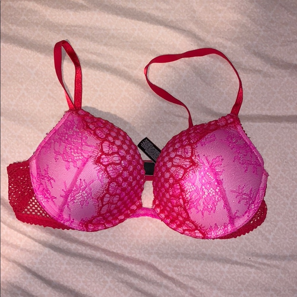 Victoria secret bombshell bra